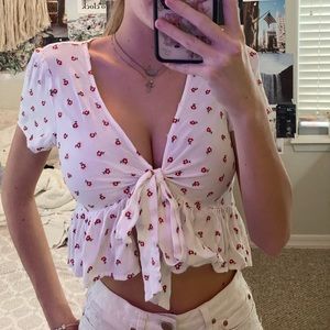 Flower tie top